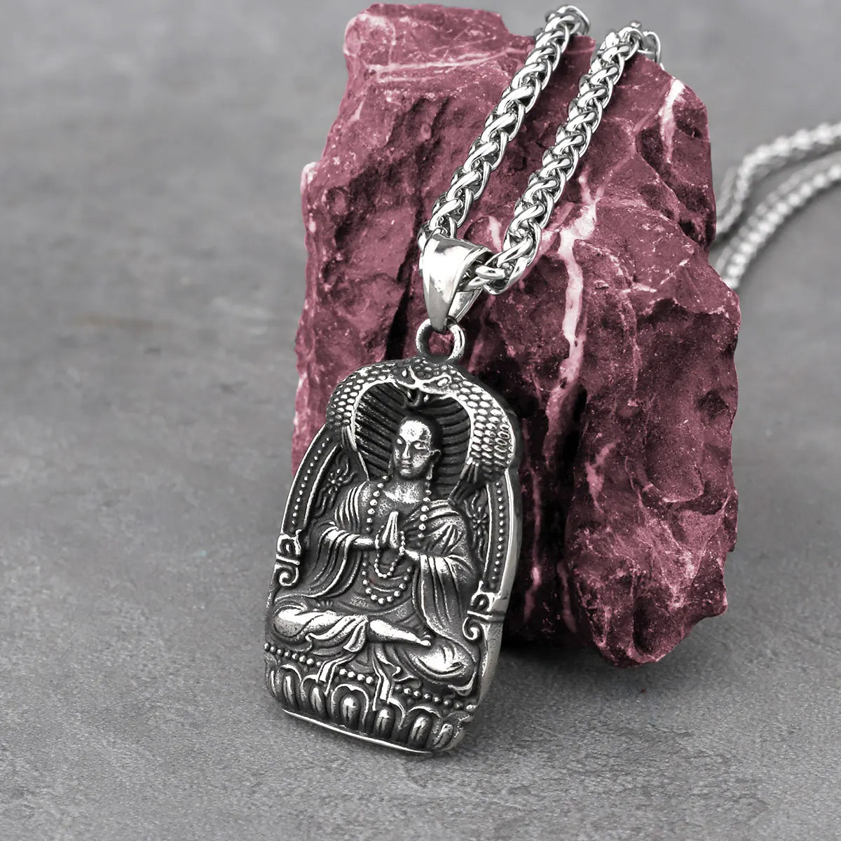 Stainless Steel Bodhisatva Buddha Necklace Men Women Fashion Retro Amulet Pendant Necklace High Quality Charm Jewelry Wholesale