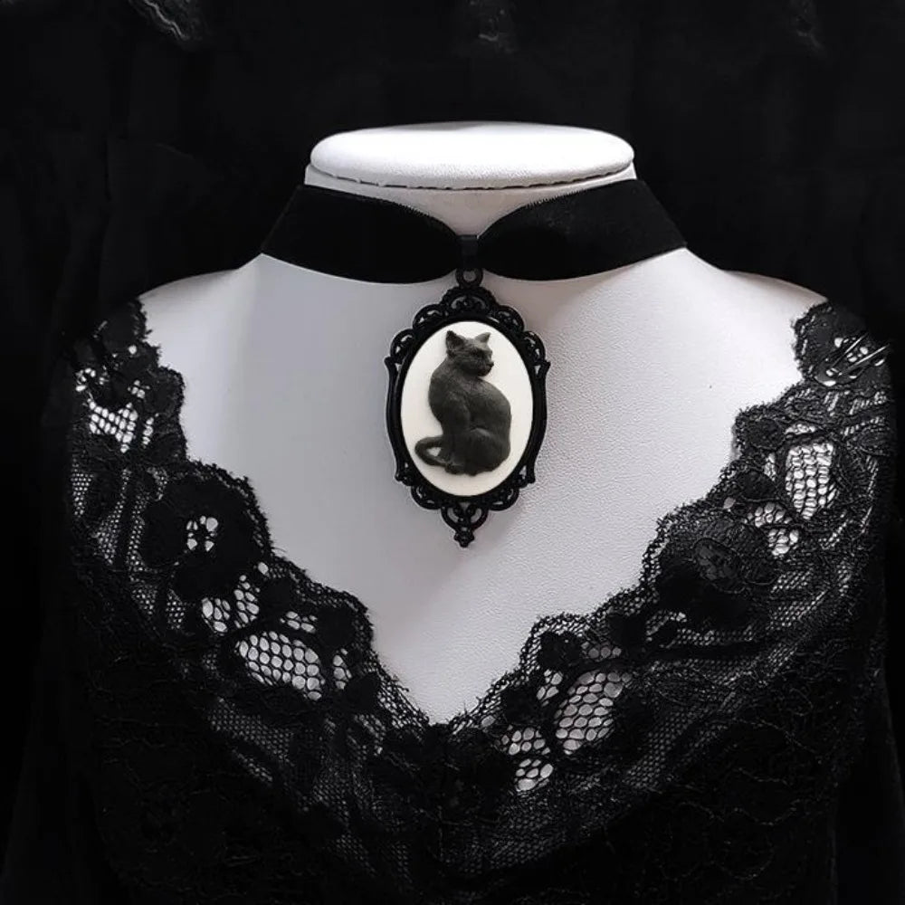 Gothic Crow Pendant Necklace