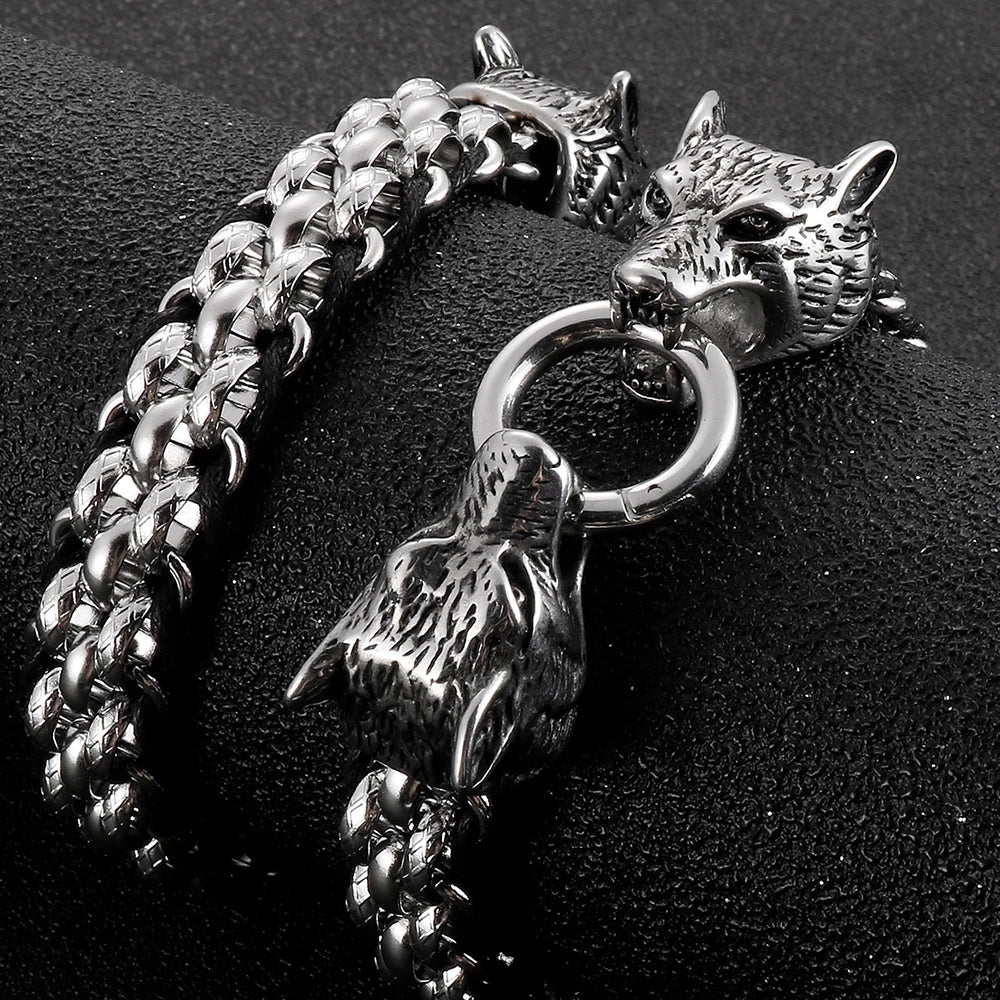 Gothic Double Wolf Heads On Hand Bands Bracelet For Men Stainless Steel Viking Jewelry Men's Bracelets With Spring Ring