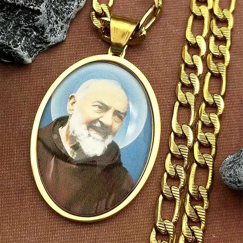 Catholic Padre Pio Saint Father Glass Medal Pendant Necklace for Women Men Stainless Steel Gold Color Religious Amulet Jewelry
