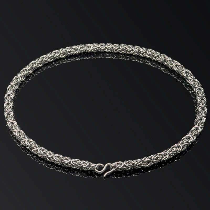 Hypoallergenic Titanium Necklace for Men - 9mm Interlocking Rings Chain Handcrafted Skin-Friendly Jewelry Lightweight Daily Wear