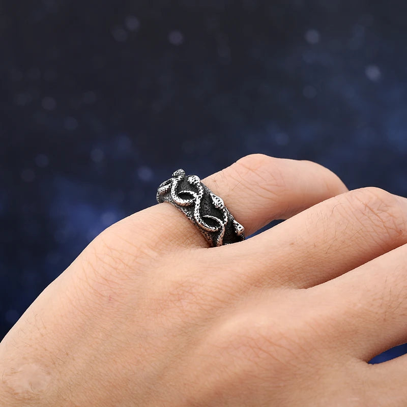 Fashion Biker 2024 New 316L Stainless Steel Snake Ring Animal Jewelry Fashion Jewelry Vintage Us size 7 to 13