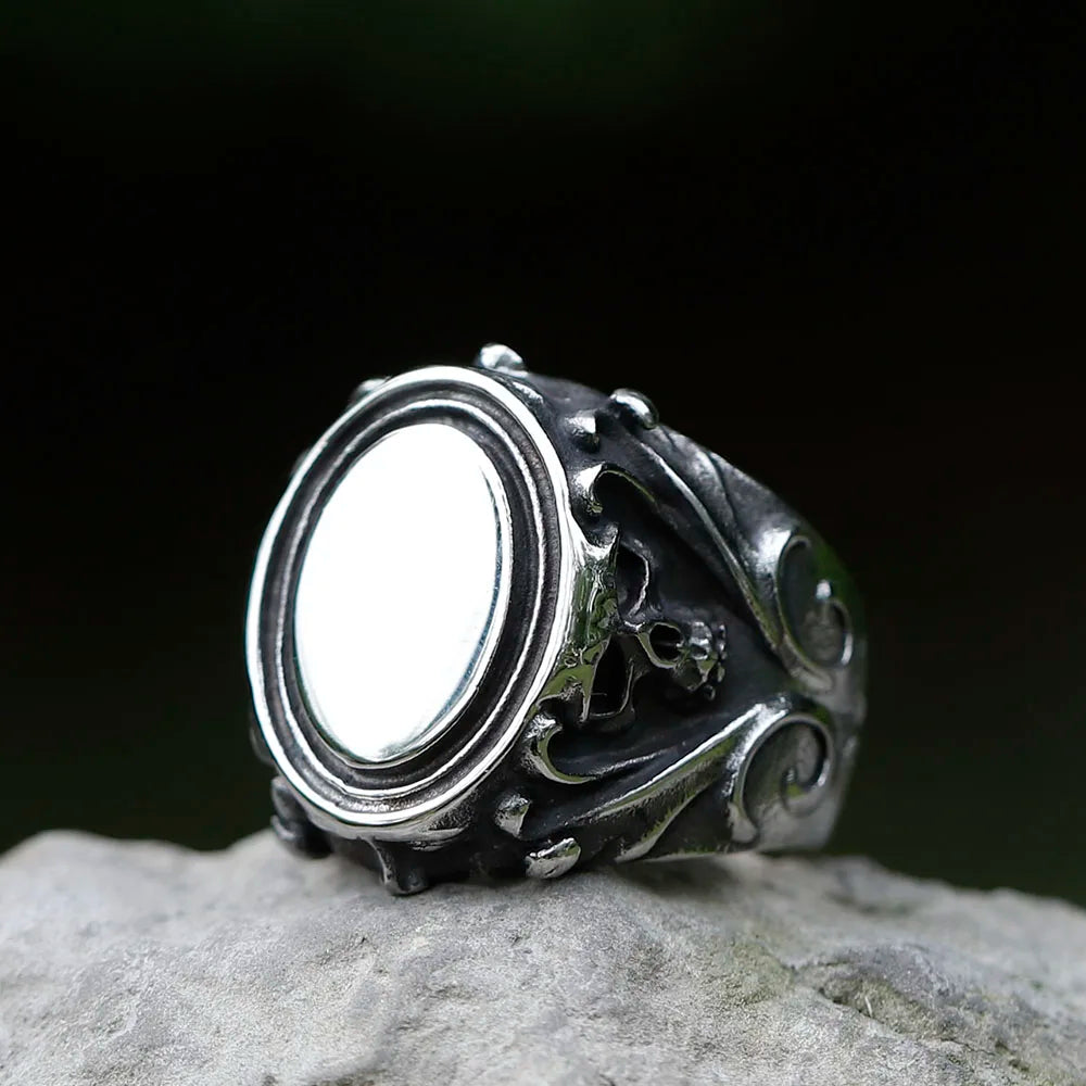 Gothic Motorcycle Skull Ring — 316L Stainless Steel