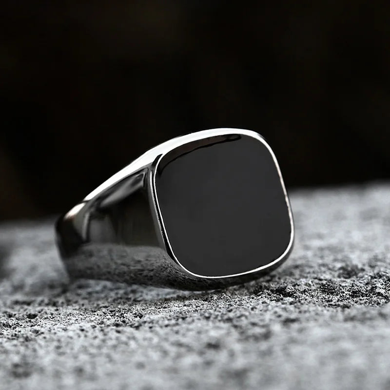 Retro Flat Square Black Glass Onyx Ring For Men Classic Metal Designer Ring Jewelry Rock Hiphop Accessories Unisex Gift