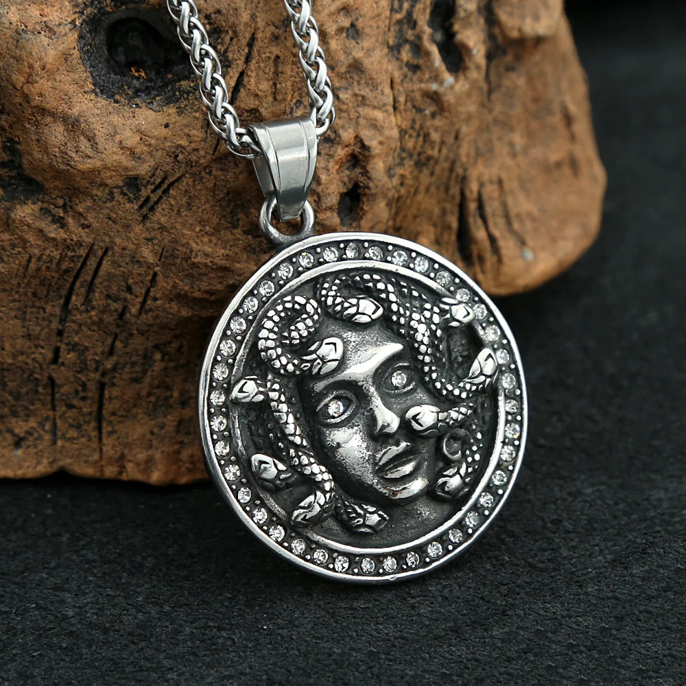 Medusa Gold Pendant Retro Gothic Head Gorgon