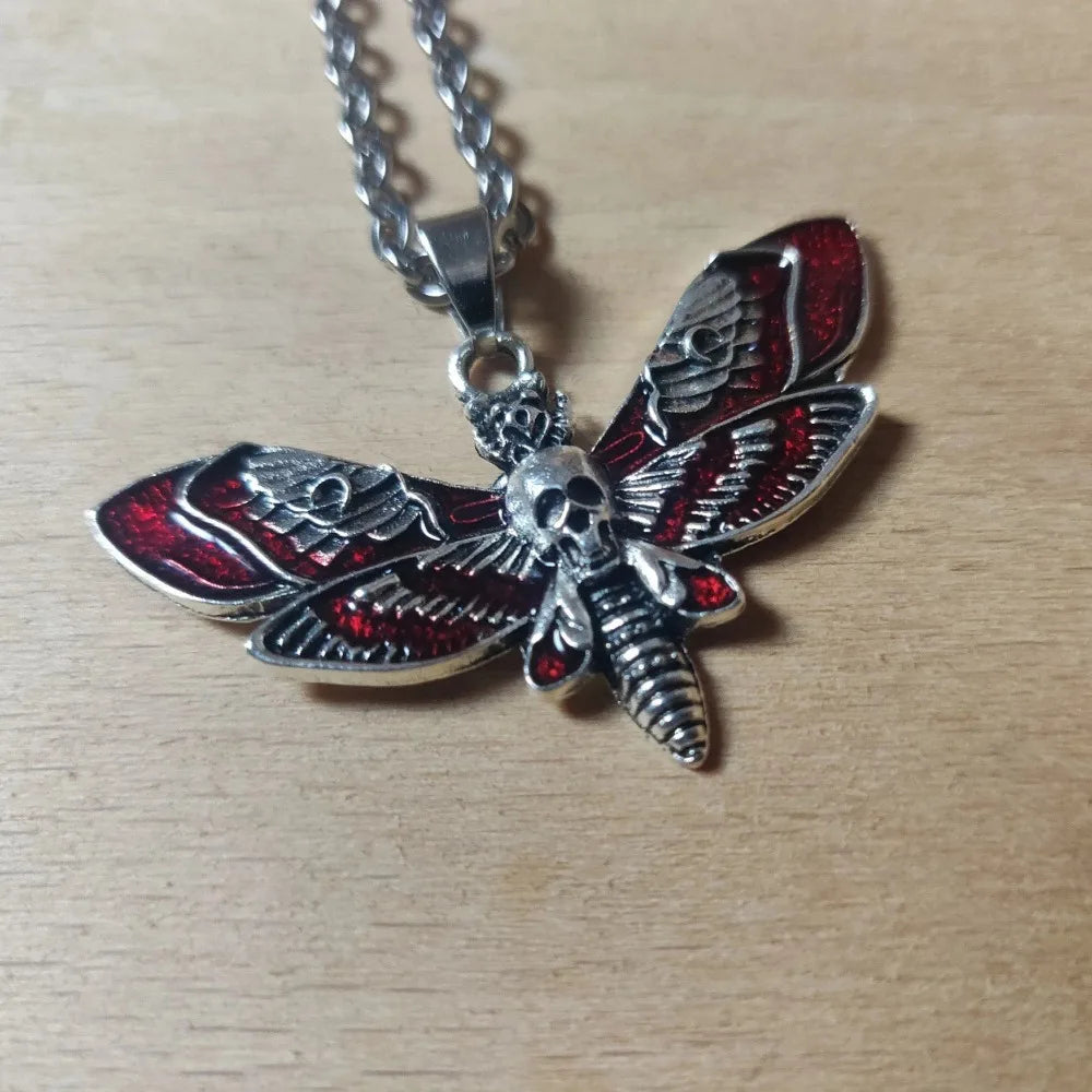 Gothic Personality Sliver Color Skull Moths Wings Red Drip Glaze Pendant Necklace for Women Men Collar Chain Punk