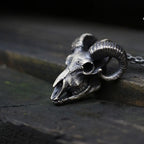 1 Piece of New Simple Trendy Skull Plate Goat Skull Pendant Necklace Punk Retro Men and Women Couple Pendant Jewelry Wholesale