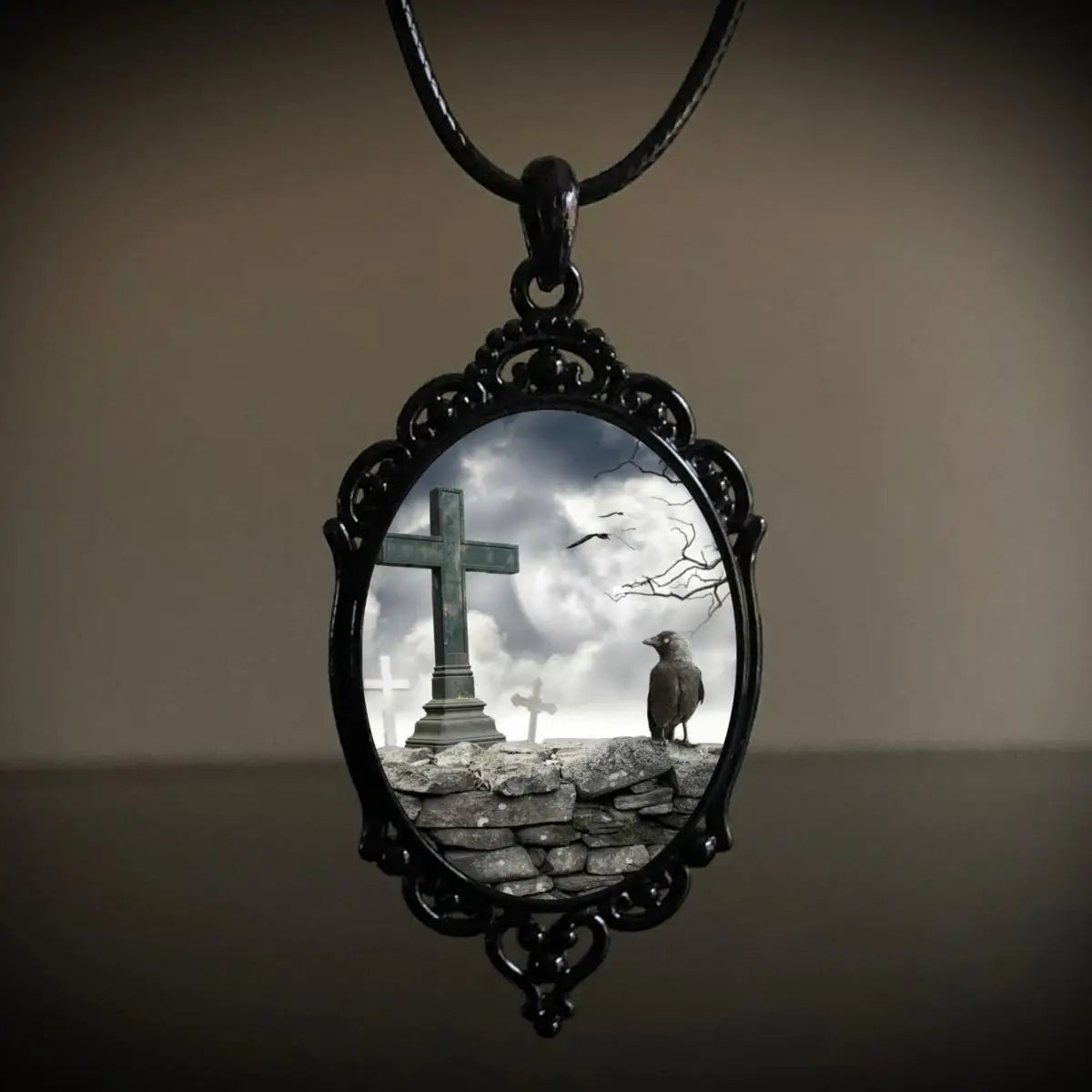 Gothic Crow Black Forest Charm Necklace Fashion Witch Jewelry Gift Pagan Cross Black Cat Skull Glass Pendant Necklace