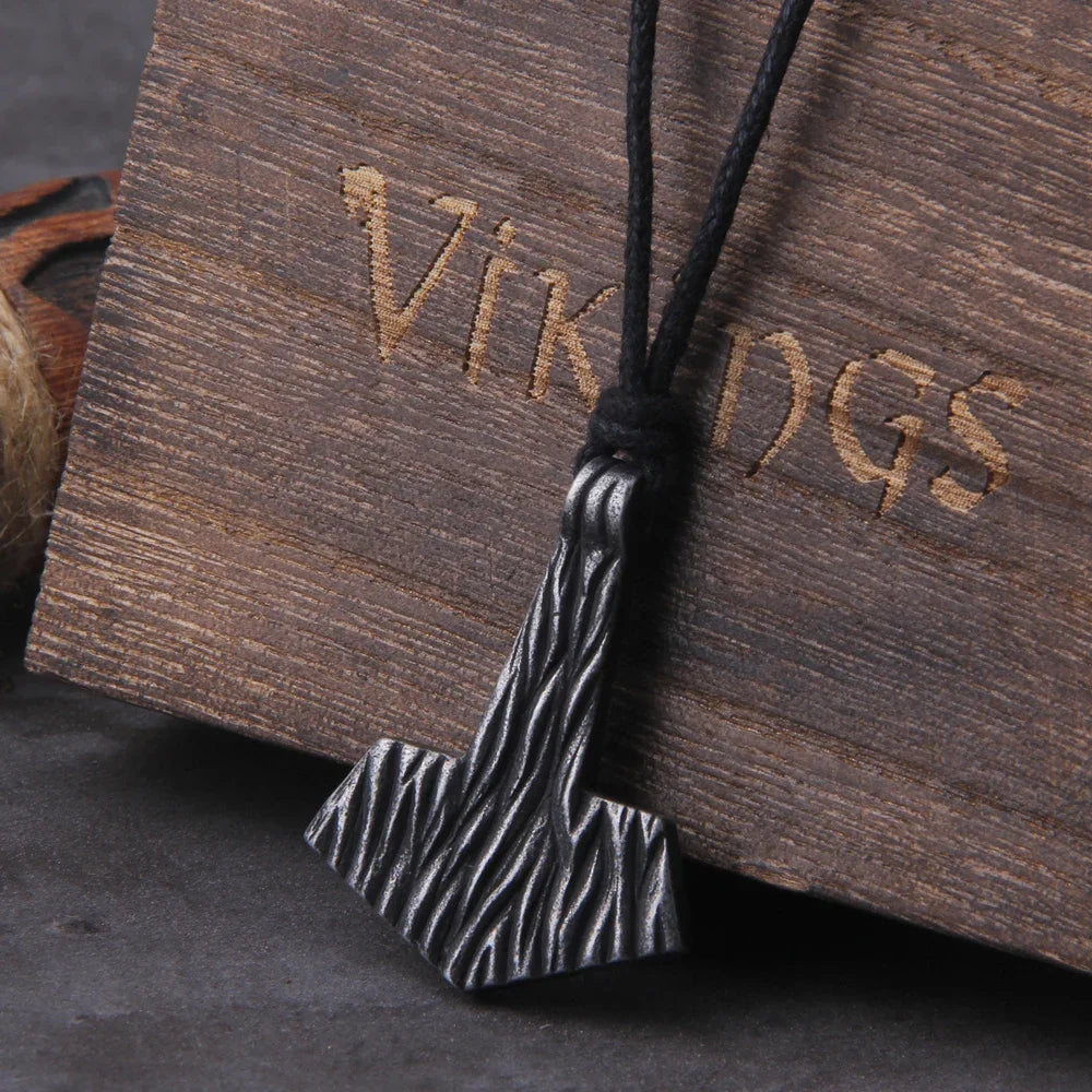 Fashion Valknut Viking Thor's Hammer Pendant Necklace With keel Chain As Men Gift with wooden box
