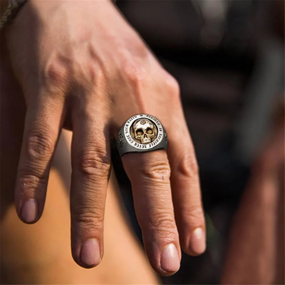 Skull Ring — Vintage Punk Daily