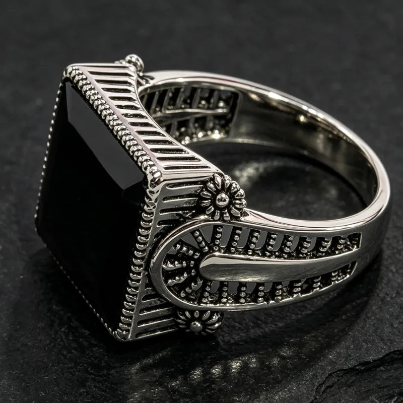 European and American new fashionable retro simple domineering black drip hollow engraving men's ring