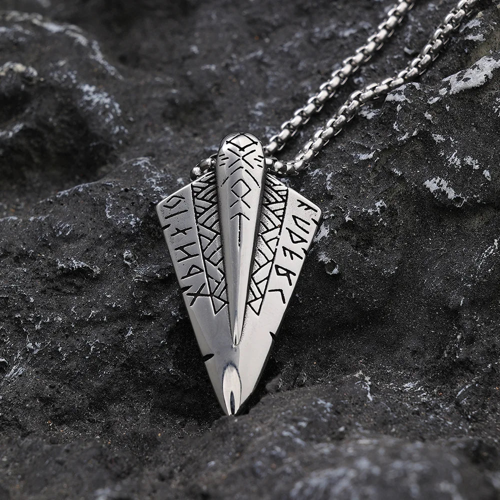 Fashion Retro Viking Rune Spear Pendant for Women Charm Nordic Stainless Steel Men Necklace Popular Valentine's Day