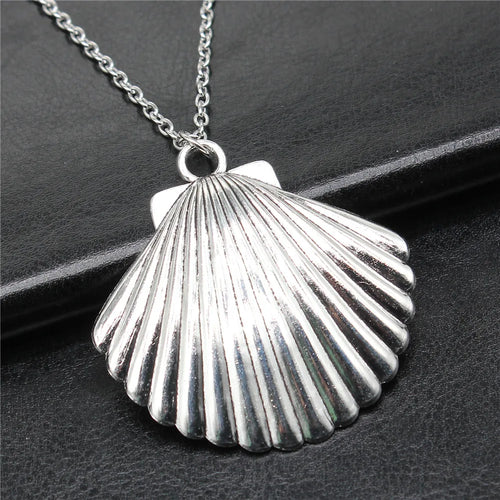 Silver Pendant Necklace