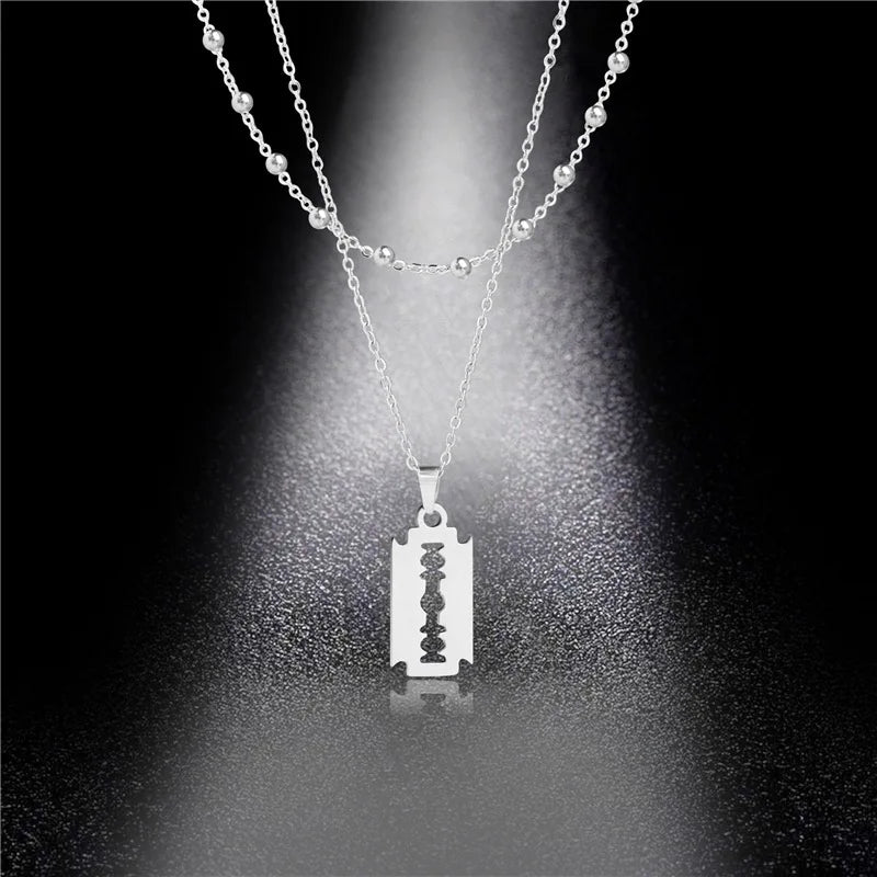 2021 New Fashion Street Hip-Hop Rock Jewerly Men Women Stainless Steel Flame Quenched Razor Blade Pendant Necklaces Punk Jewelry