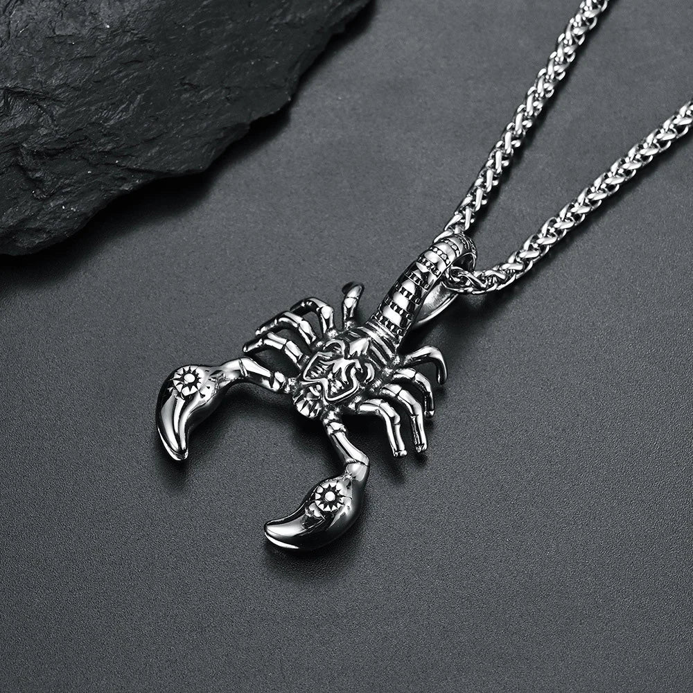 Gothic Retro Scorpion Pendant Necklace Punk Hip Hop Animal Insect Scorpion Stainless Steel Biker Necklace Men Jewelry