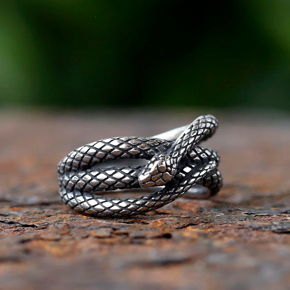 2024 New Good Detail Men's Punk Rock FASHION Ring With 3D Snake Gothic Style 316L Stainless Steel Biker Anel Movie