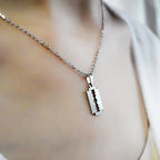Creative Blade Pendant Necklace Punk Clavicle Chain for Women Men Fashion Metal Sweater Chain Jewelry Accessories Gift