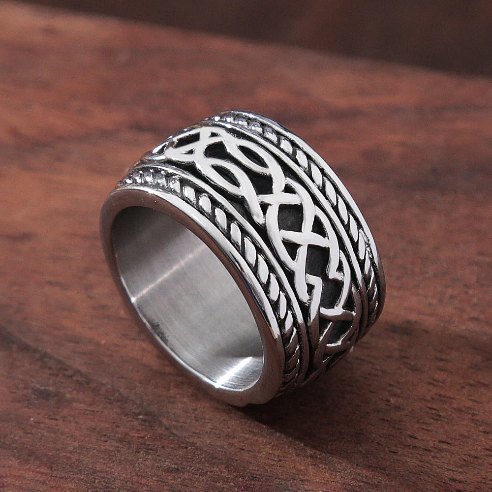 Celtic Spiral Knot Ring — Stainless Steel