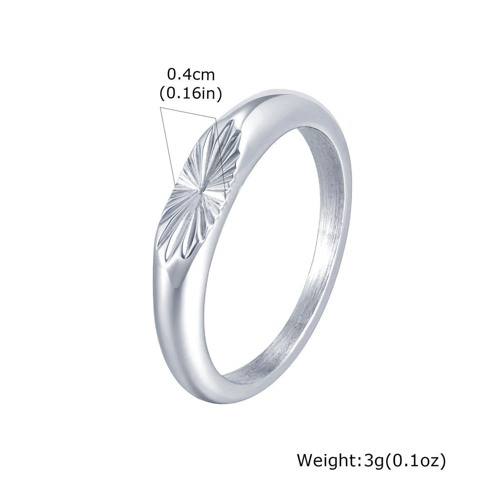 Silver Sunburst Tail Ring — Stainless Steel