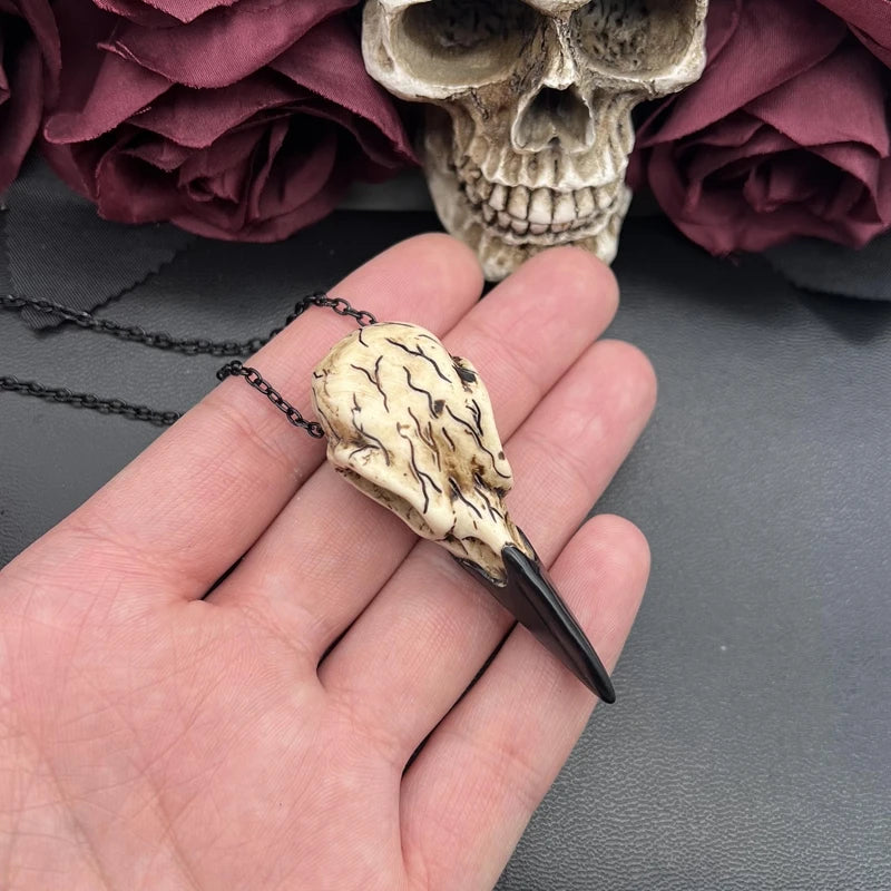 3D Raven Skull Necklace Resin Replica Raven Magpie Crow Poe Gothic Gift,Halloween Raven Skull Necklace,Goth Bird Skull Jewelry