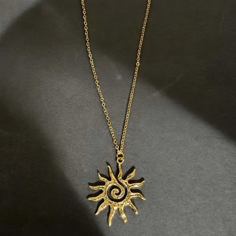 Fashion Vintage Chic Sun Shaped Pendant Necklace Stainless Steel Earrings Statement Golden Fashion Jewlery Accessories