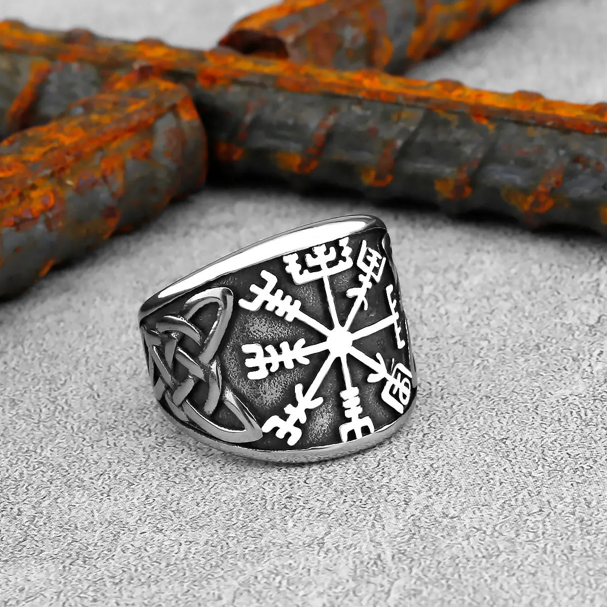 Vintage Stainless Steel Viking Amulet Ring Norse Compass Runes Men and Women Rings Teens Multi Style Jewelry Boyfriend