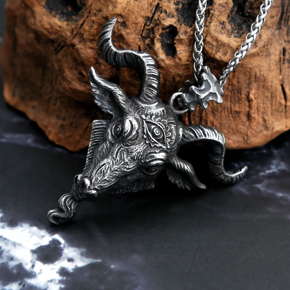 Viking Black Pendant Vintage Bull Head Animal