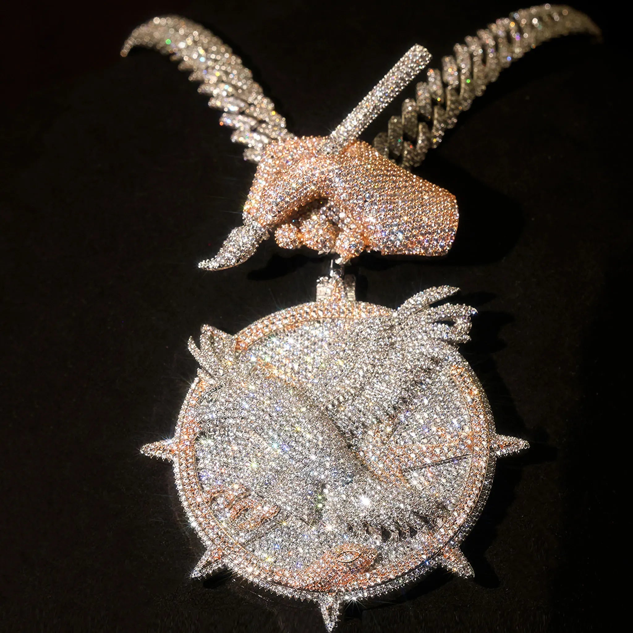 LYEE CYEE Exquisite Luxury Handheld Brush Eagle Pendant Necklace Round Cutting Men's Party Accessories Can Be Paired
