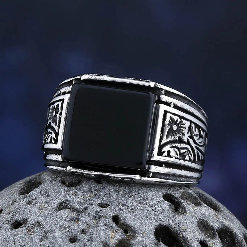 Fashion 2024 New 316L Stainless Steel Polished Pattern Ring Black Zircon Vintage  Jewelry For Couple Gift Good Detail