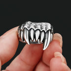 Gothic Beast Teeth Ring — Stainless Steel