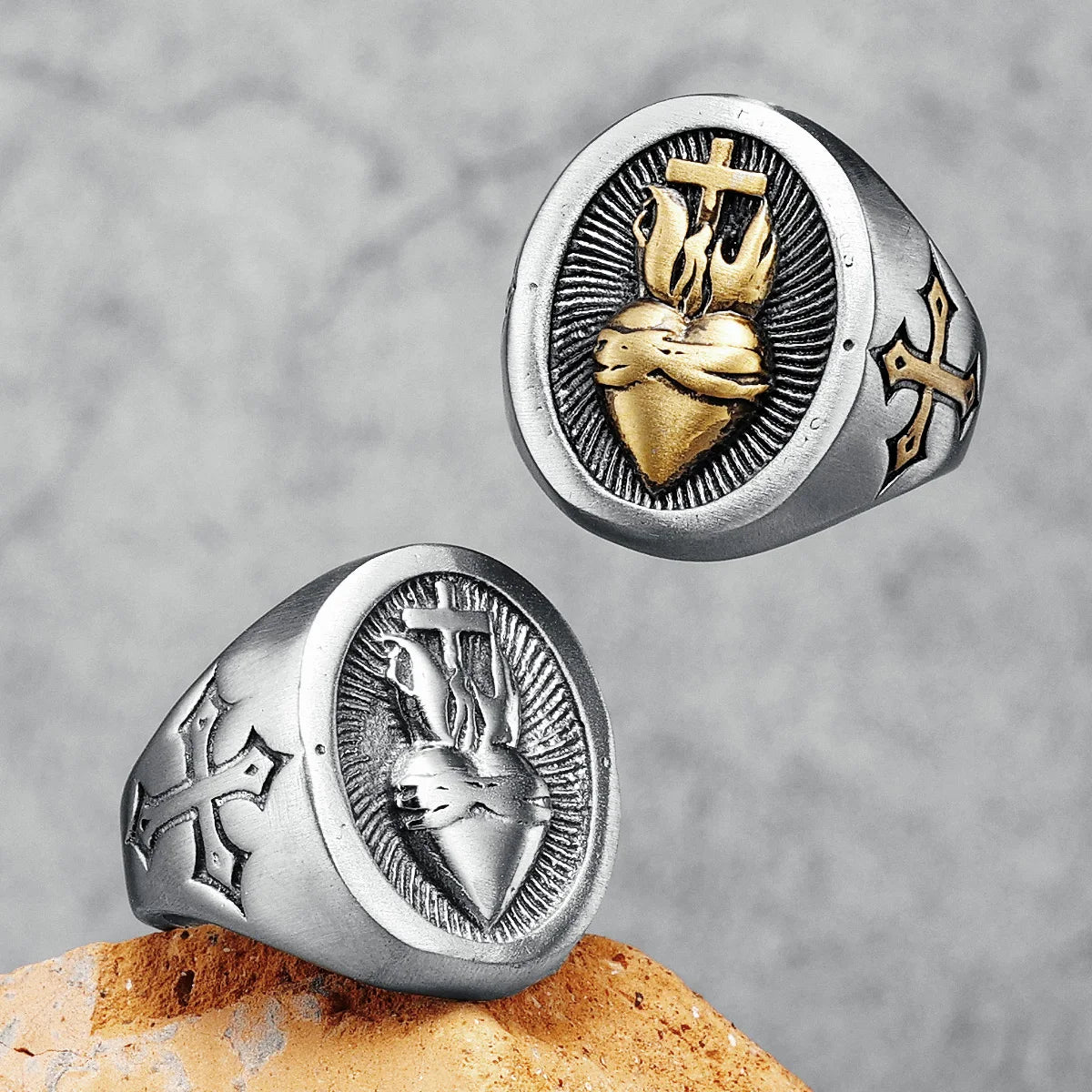 Heart of God Ring Religion Cross 316L Stainless Steel Mens Rings Amulet Rock for Male Boyfriend Biker Jewelry Gift