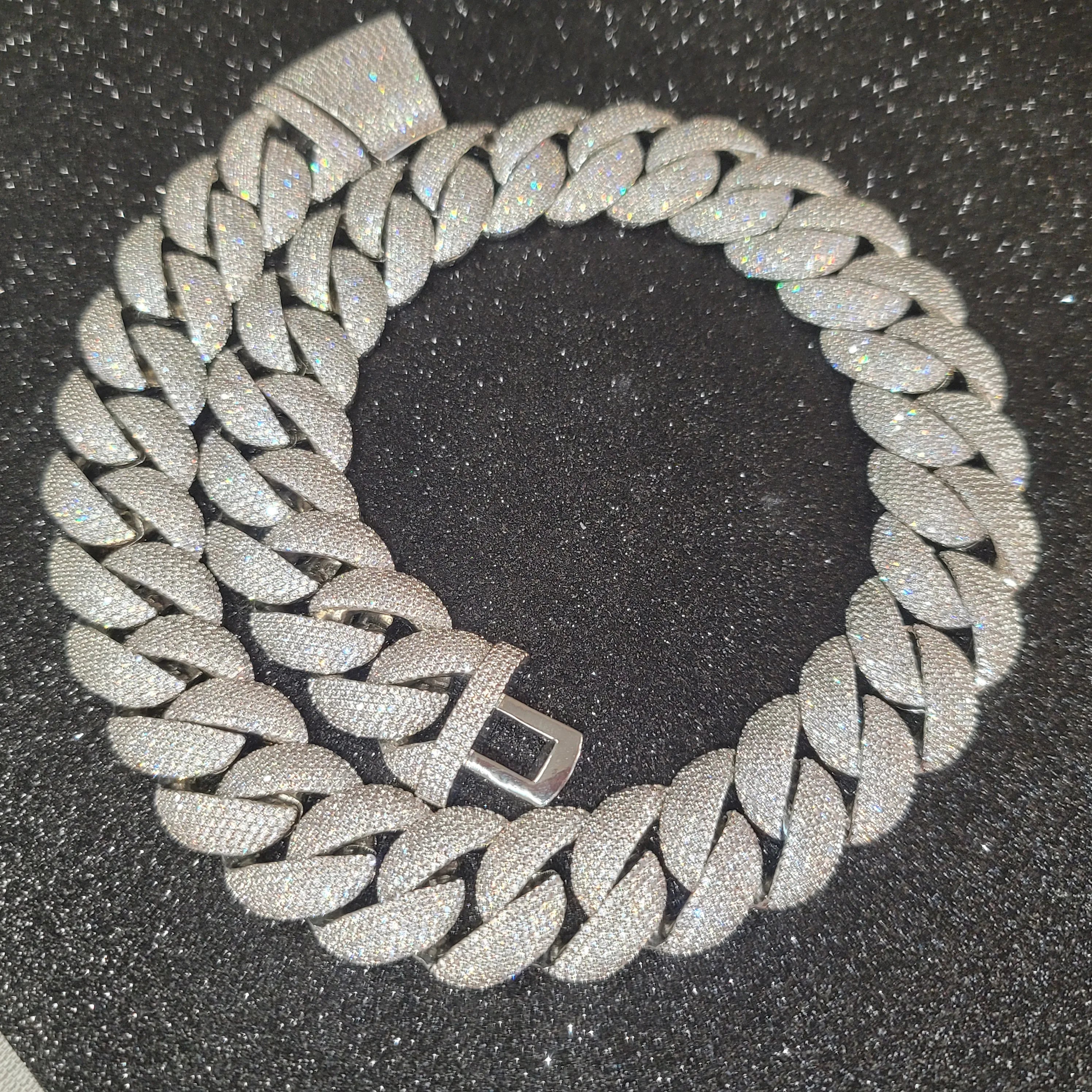 Fashion Hip Hop Miami Cuban Necklace Chain Full Diamonds 9mm 12mm 15mm 20mm 24mm Pendant Chains Long Buckle Closure Jewelry Gift
