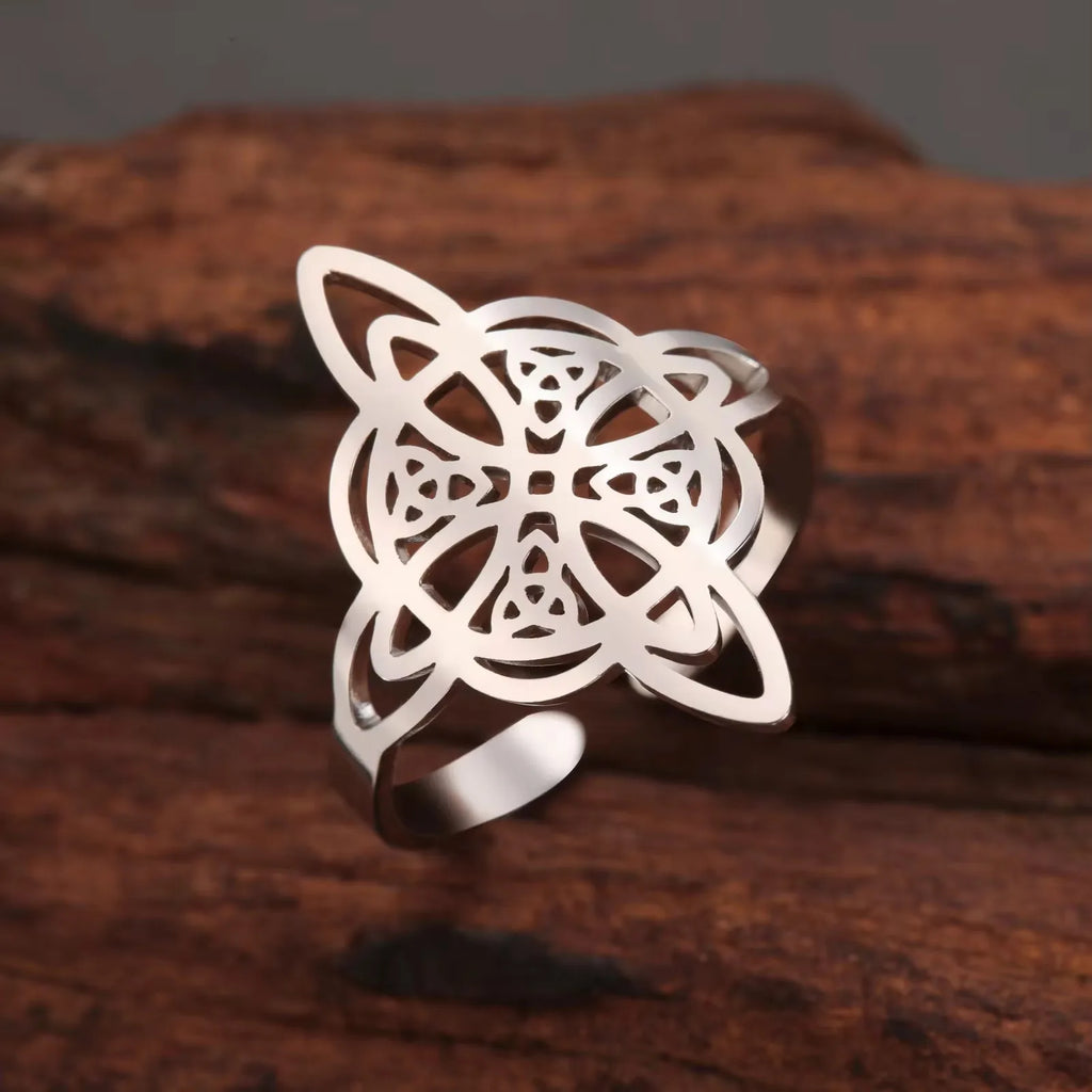 LIKGREAT Hollow Trinity Witch Knot Adjustable Ring for Women Men Stainless Steel Celtics Knot Amulet Couple Jewelry BirthdayGift