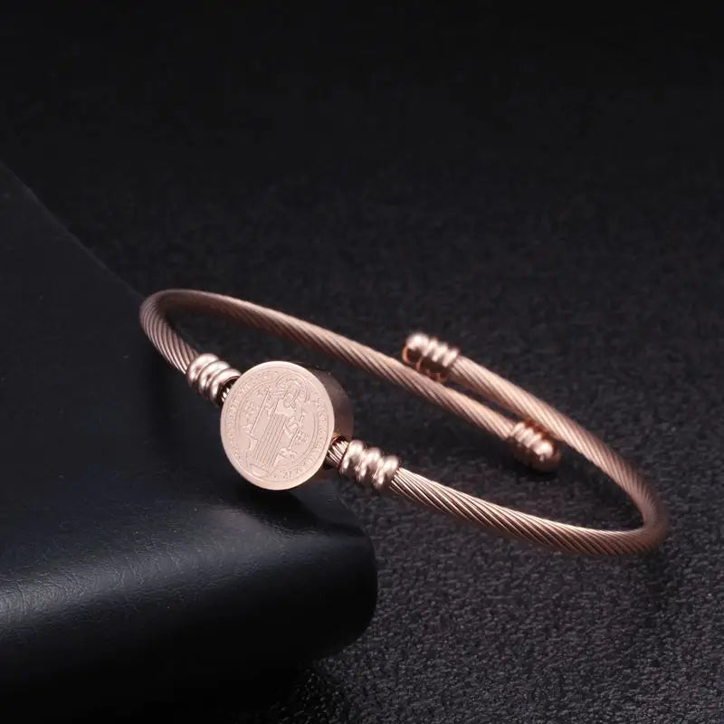High Quality Virgin Mary Charm Bangles Men Women Stainless Steel Chain Link Cuff Sporty Bracelets Jewelry
