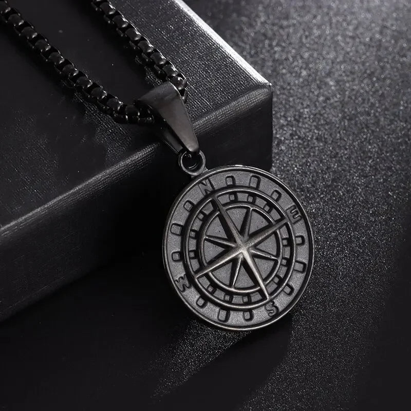 Quality Fashionable Medal Necklace Pendant Pirate Ship Compass Personality Men's Necklace Pendant Hip Hop Jewelry Trend