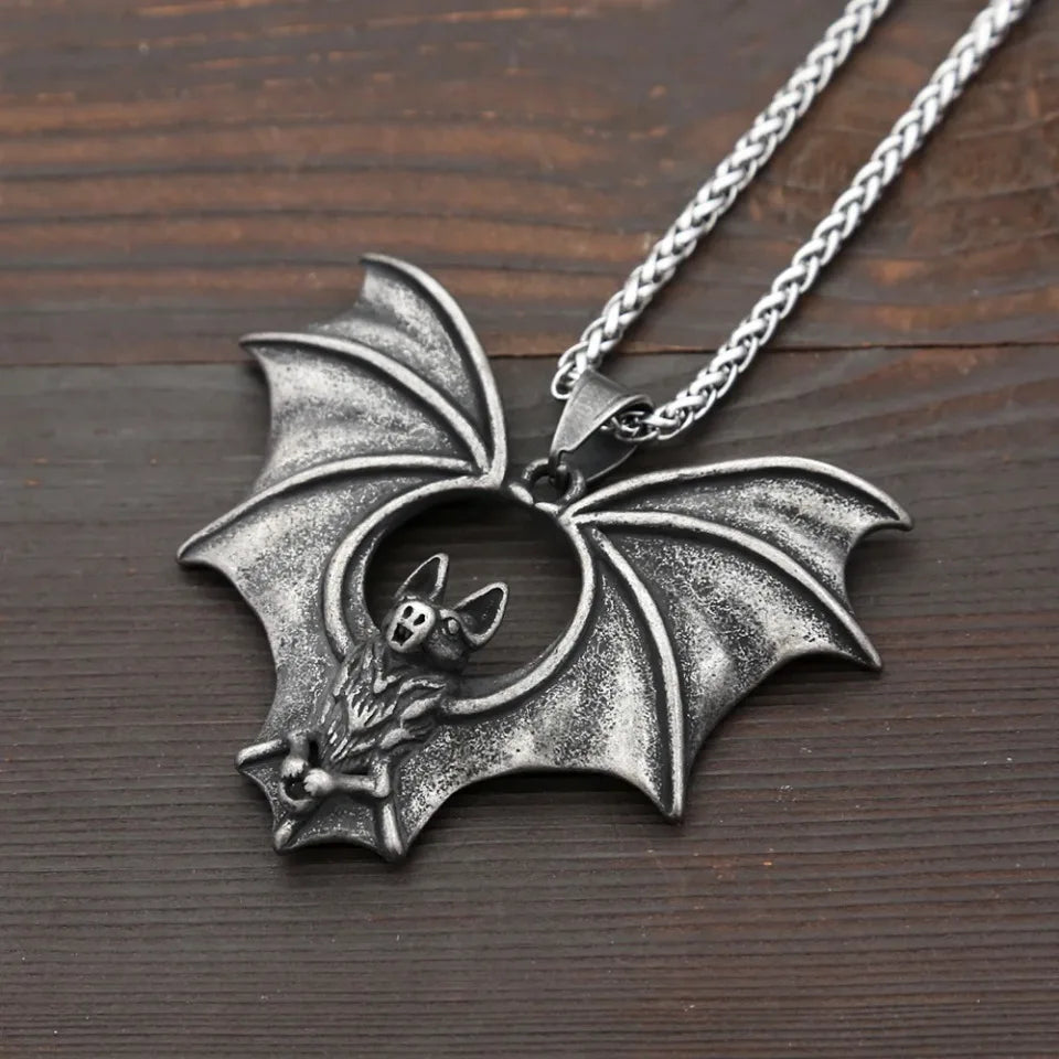 Vintage Black Bat Pendant Necklace For Men 316L Stainless Steel Punk Hip Hop Animal Necklaces Party Jewelry Gifts