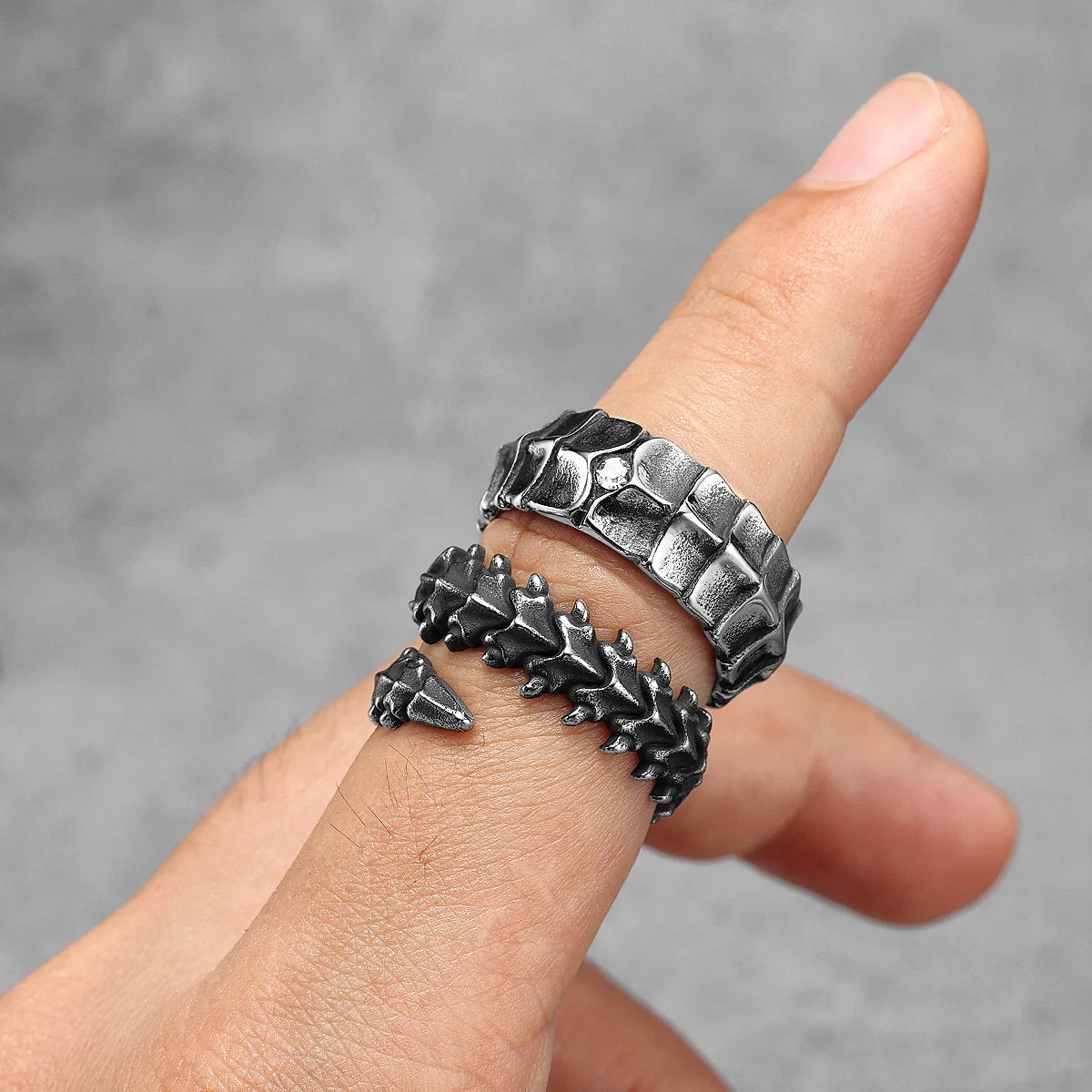 Dragon Spine Ring — Stainless Steel