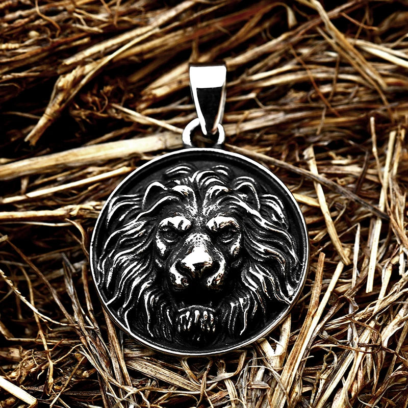 Round Lion Wolf Tiger Pendant — Stainless Steel