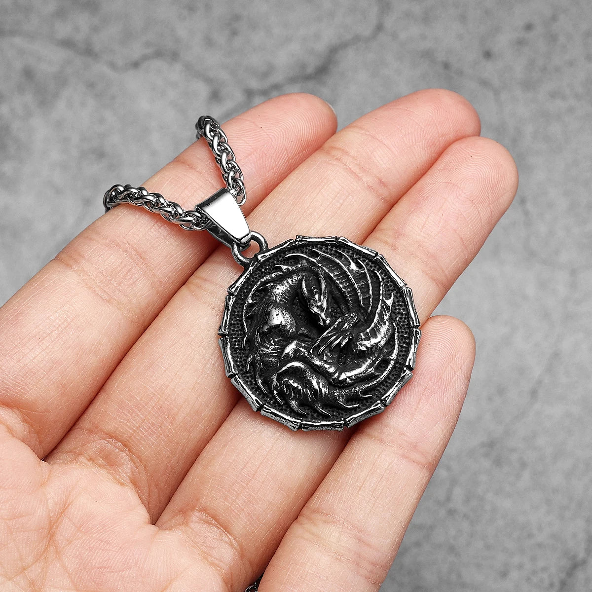 Dragon Shield Lightning Men Necklace Stainless Steel Pendant Chain Women Punk Fashion Jewelry New In Accessories Gifts