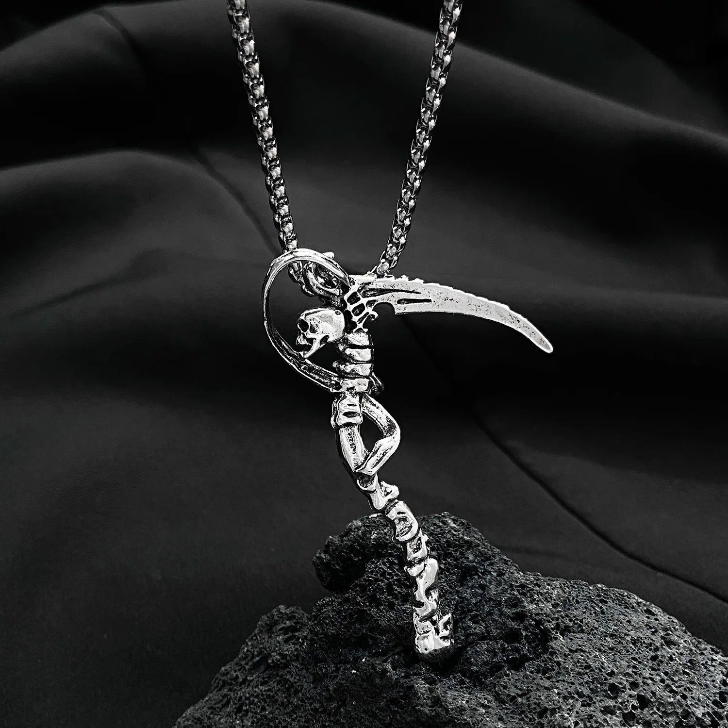 Gothic Death Scythe Pendant Skull Demon Ghost Pendant Necklace For Men Women Punk Motorcycle Rock Halloween Party Jewelry Gifts