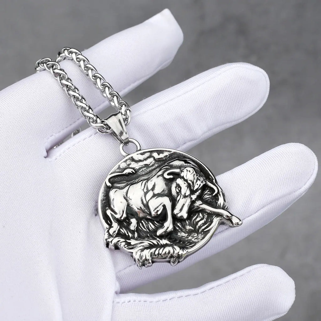 Stainless Steel Animal Bull Necklace Men Women Vintage Punk Pendant Necklace Glamour Hip Hop Biker Creative Jewelry Wholesale