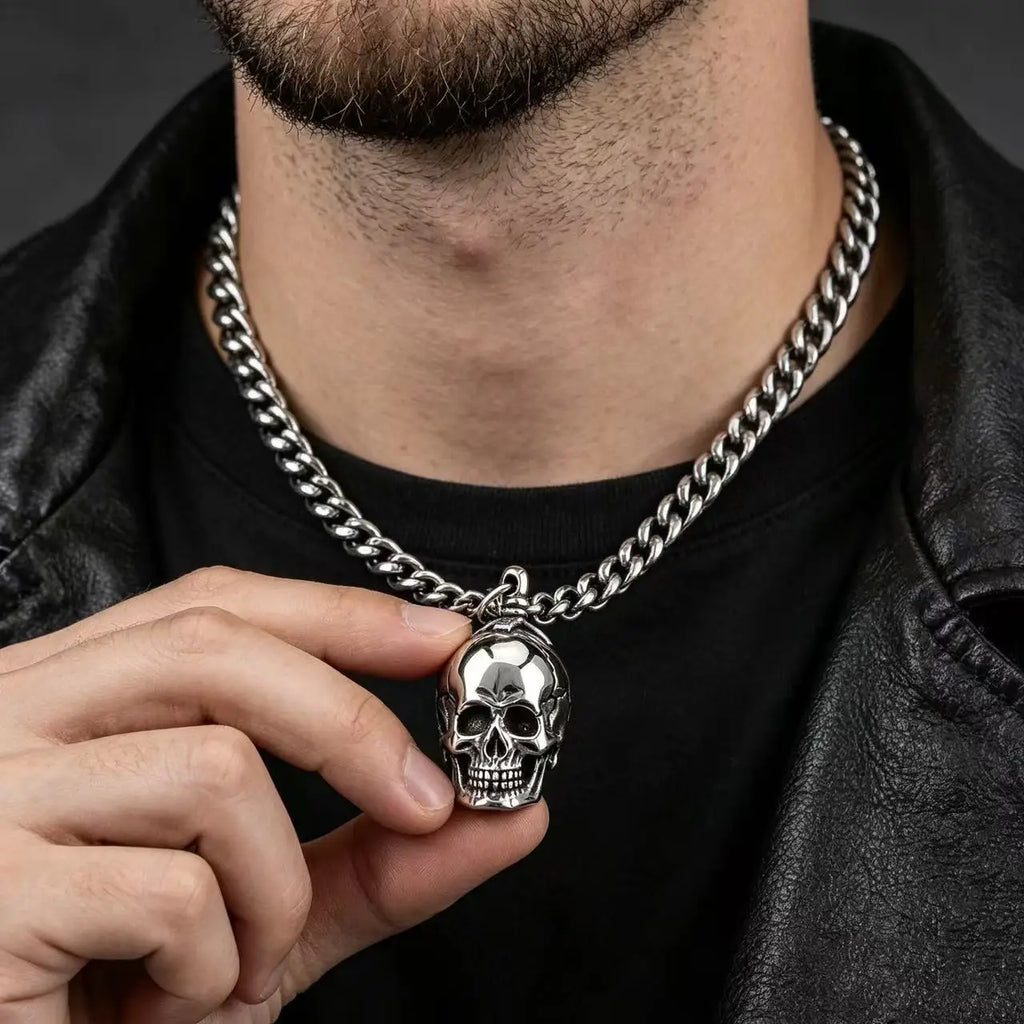 Men's Vintage Cracked Skull Pendant Necklace For Men 316L Stainless Steel Twist Chain Gothic Biker Punk Jewelry Gift