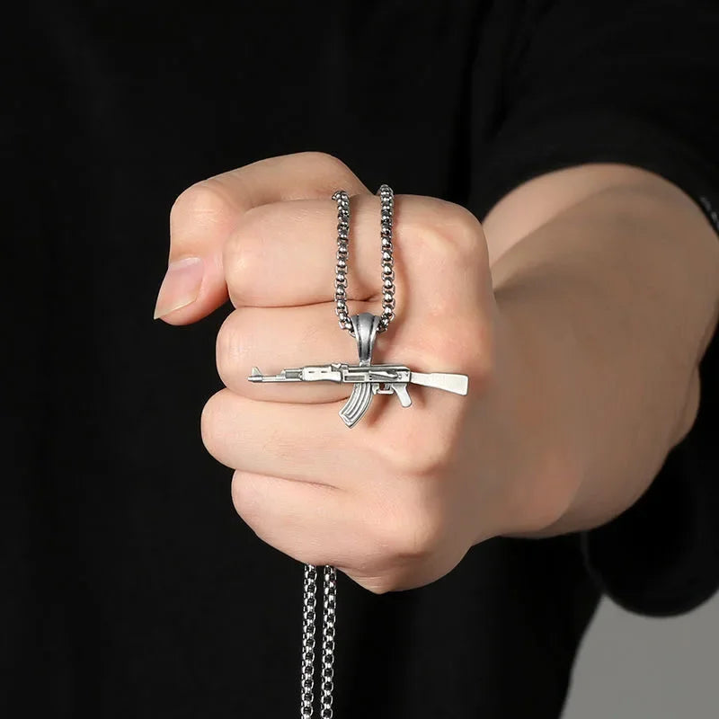 Fashionable and Domineering Ak-47 Submachine Gun Pendant Necklace Suitable for Men\'s Personalized Hip-Hop Rock Punk