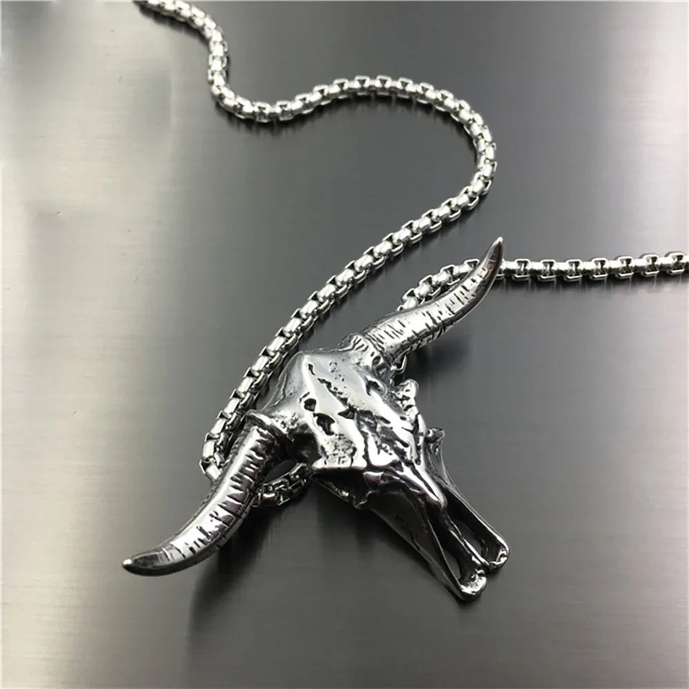Vintage Stainless Steel Bull Head Skull Pendant Necklace Men Biker Animal Skull Bull Necklace Gothic Jewelry Gift
