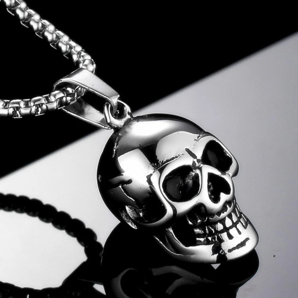 Retro Skull Pendant Necklace — Gothic