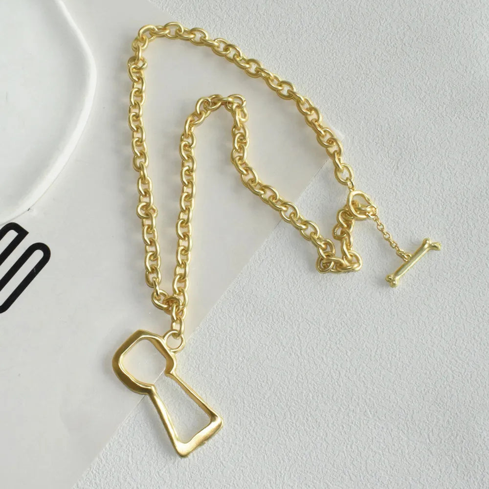 Brand Fashion Show Metal Alloy Key Lock Pendant Necklace For Women Fashion Jewelry Gorgeous Sweater Chain Statement