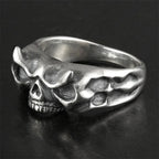 Vintage Skull Head Finger Ring — Silver-Tone Men's Band