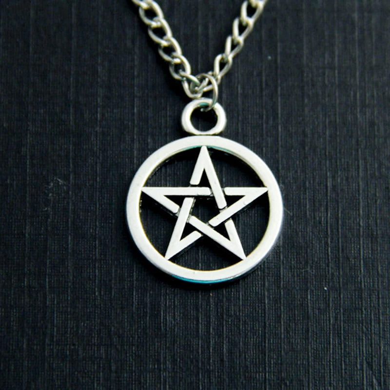 Pentagram Pendant Necklace — Gothic Chain 60cm