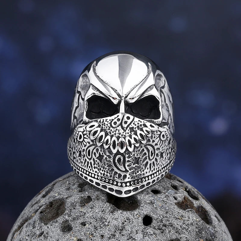 Onlysda Anillo Hombre Stainless Steel Gothic Skull Mask Ring Biker Hiphop rock Jewelry Unique Halloween Gift for Men
