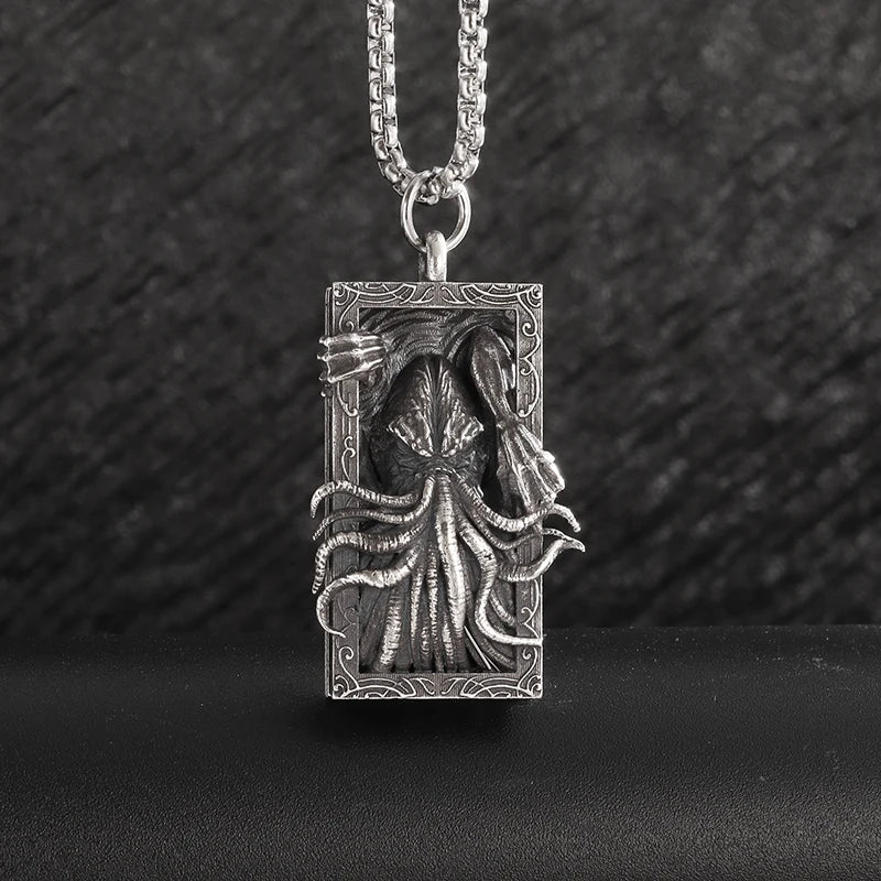 Vintage Cthulhu Mythos Octopus Sea Monster Pendant Necklace for Men Hip Hop Fashion Cool Jewelry Gift